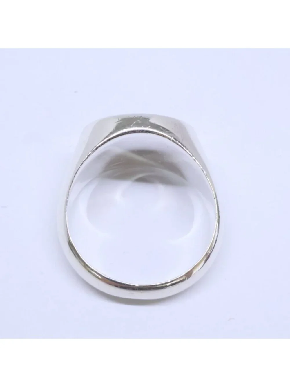 Gucci Trademark Oval 18